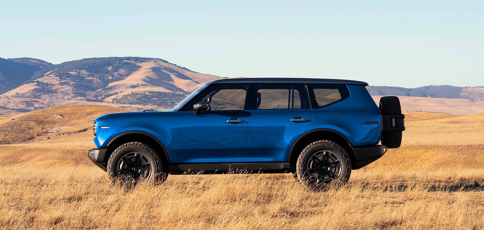 lightning blue scout ev terra pickup truck.jpg