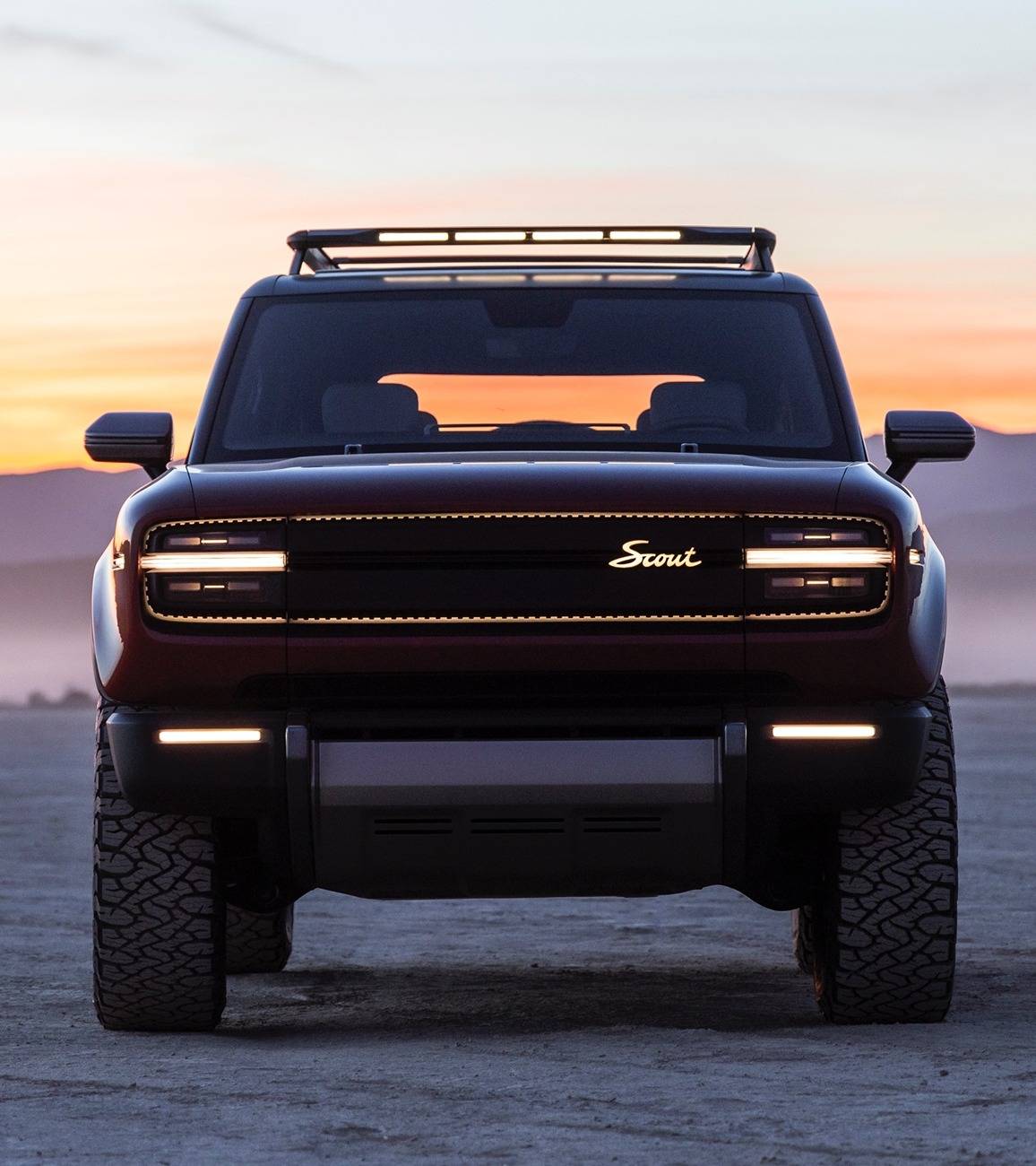 Scout_Traveler_front lights led light bar roofrack 1.jpg