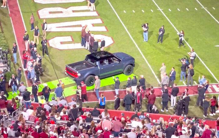 Public debut of Scout Traveler & Terra @ University South Carolina Football Game -- Photos & Video